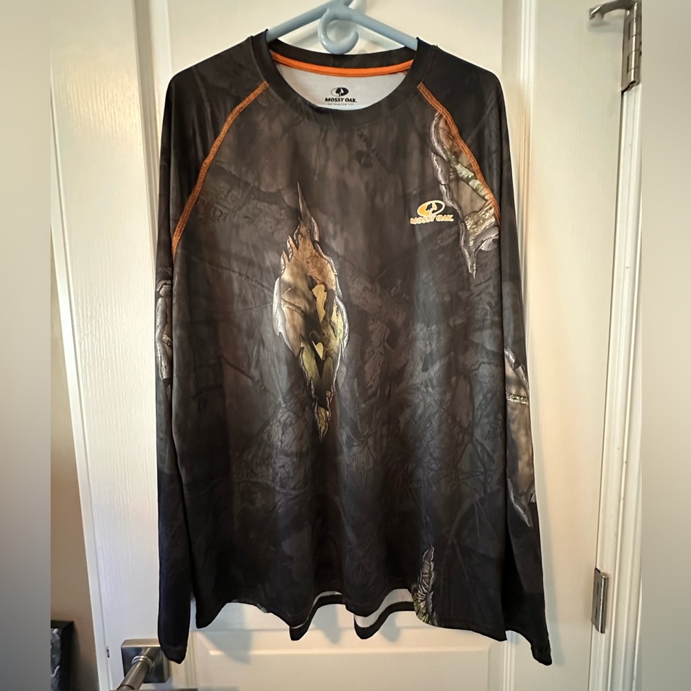 Mossy Oak men’s long sleeve shirt 👕